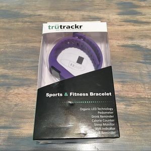 Fitness Tracker, fitness bracelet. NIB BRAND NEW!